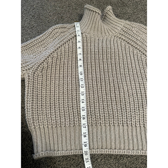 H&M Cream Turtleneck Sweater - Picture 8 of 10